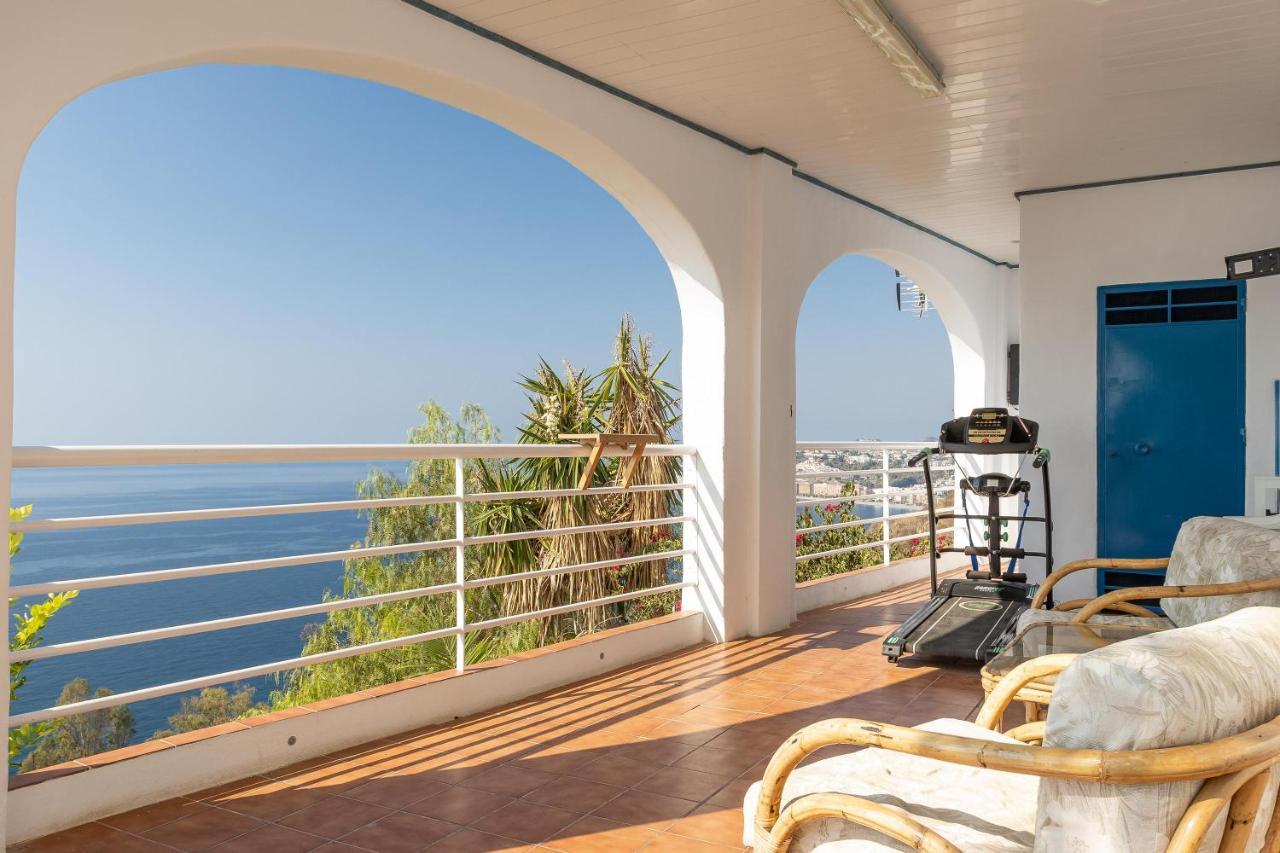 Villa Buganvilla En 살로브레나 외부 사진