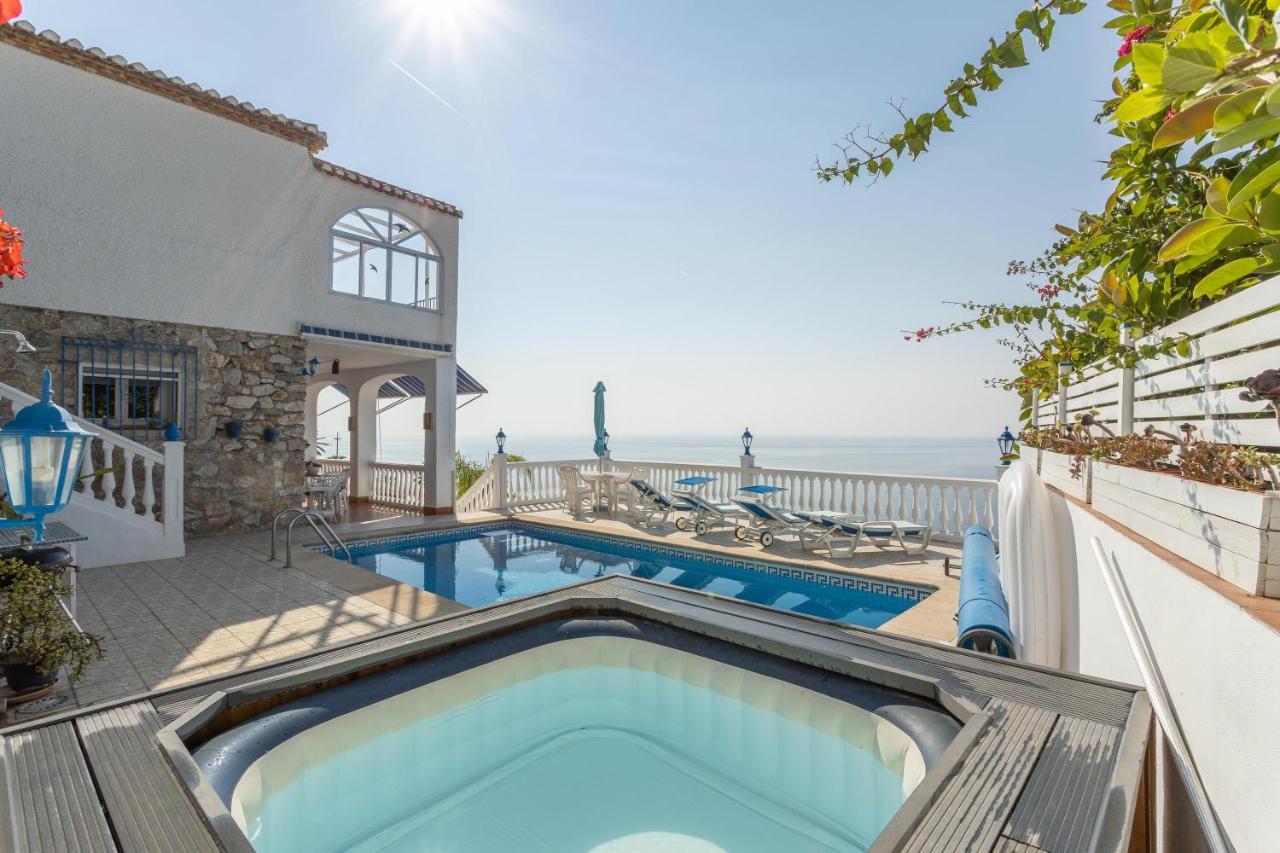 Villa Buganvilla En 살로브레나 외부 사진